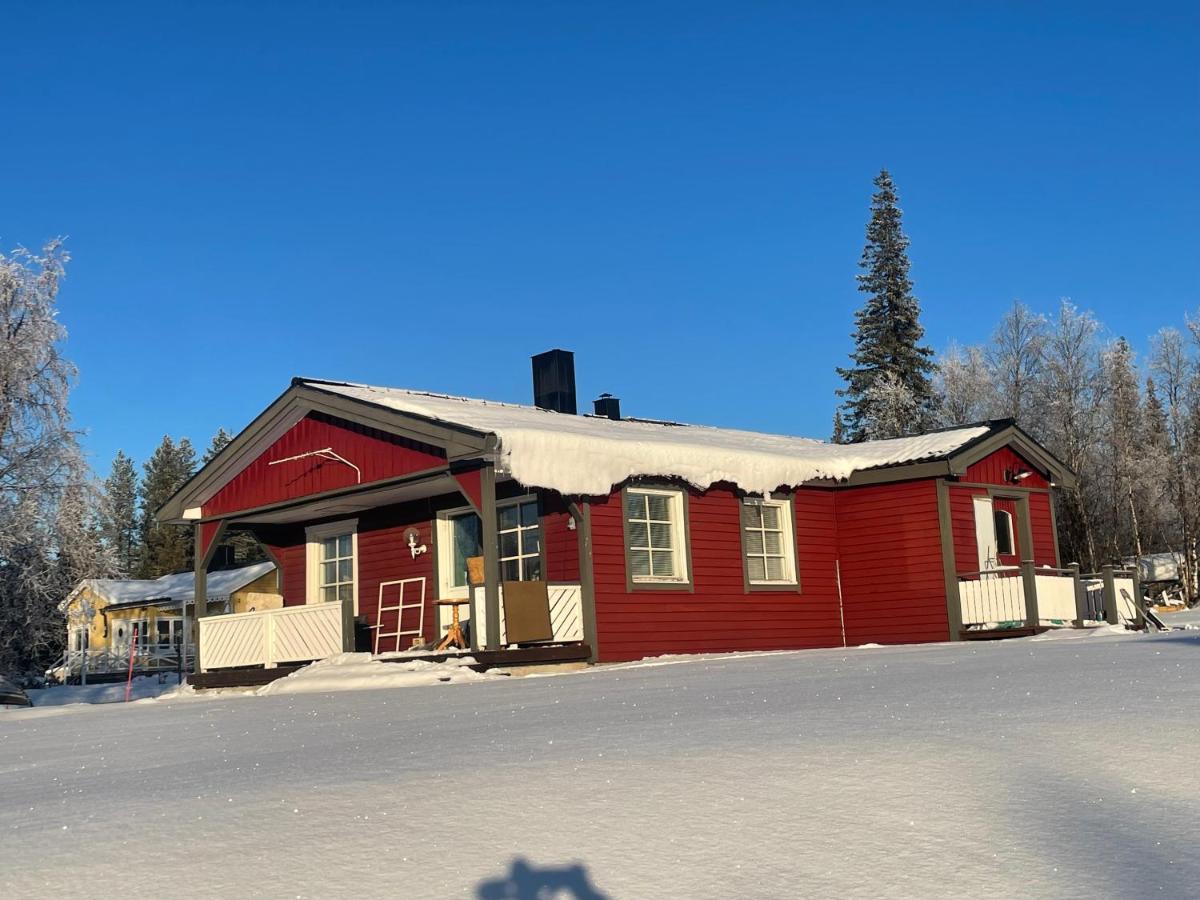 Little Adorable Red Villa Kiruna Exterior photo